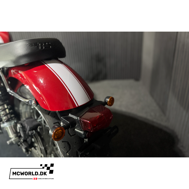 BSA Gold Star 650 - Insignia Red - Fabriksny