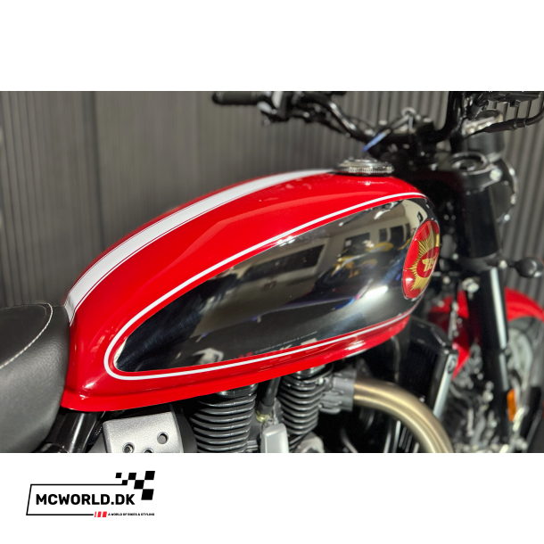 BSA Gold Star 650 - Insignia Red - Fabriksny